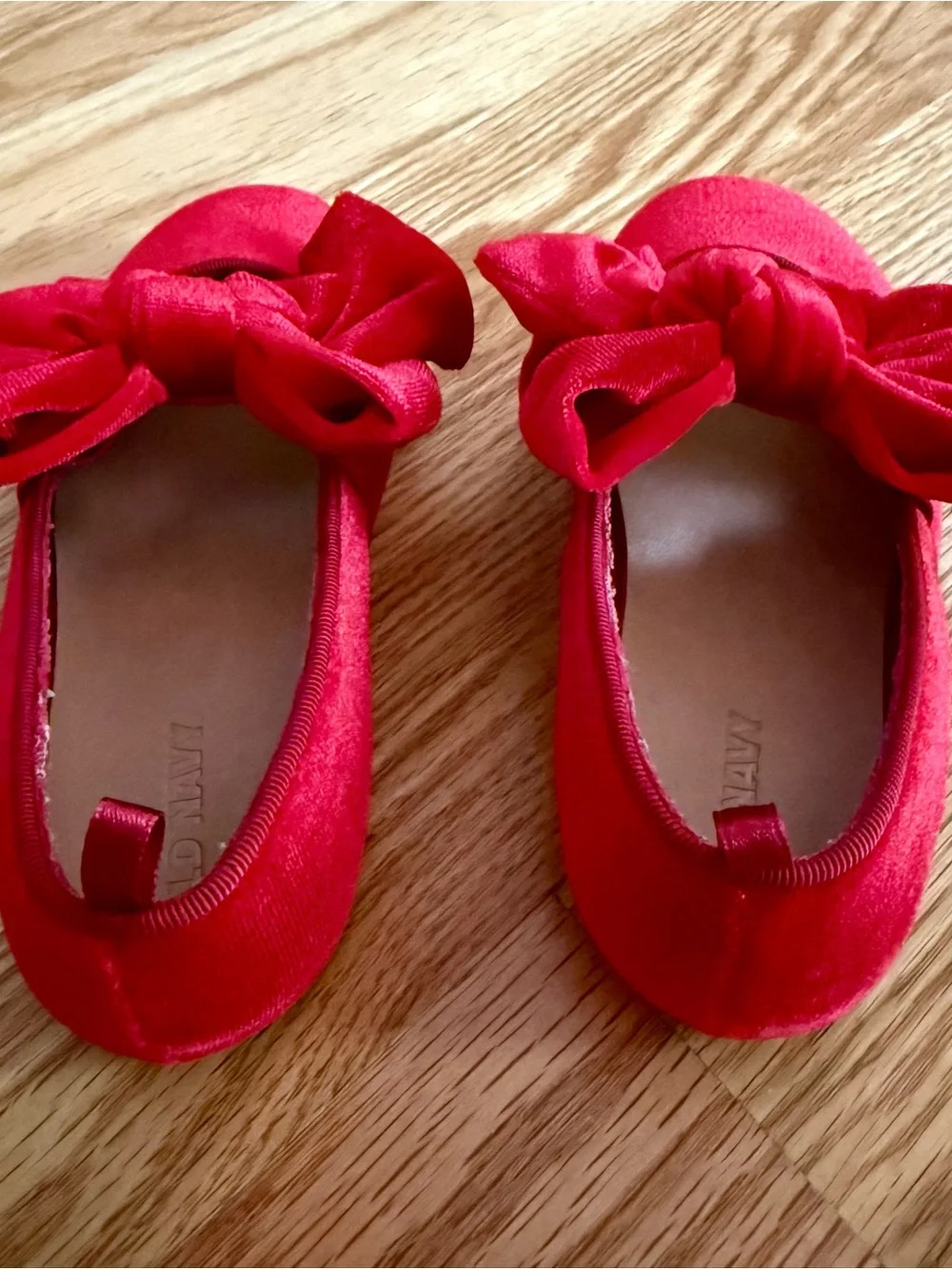 Old Navy Toddler Girls Red Velvet Bow Ballet Flats, Size 9